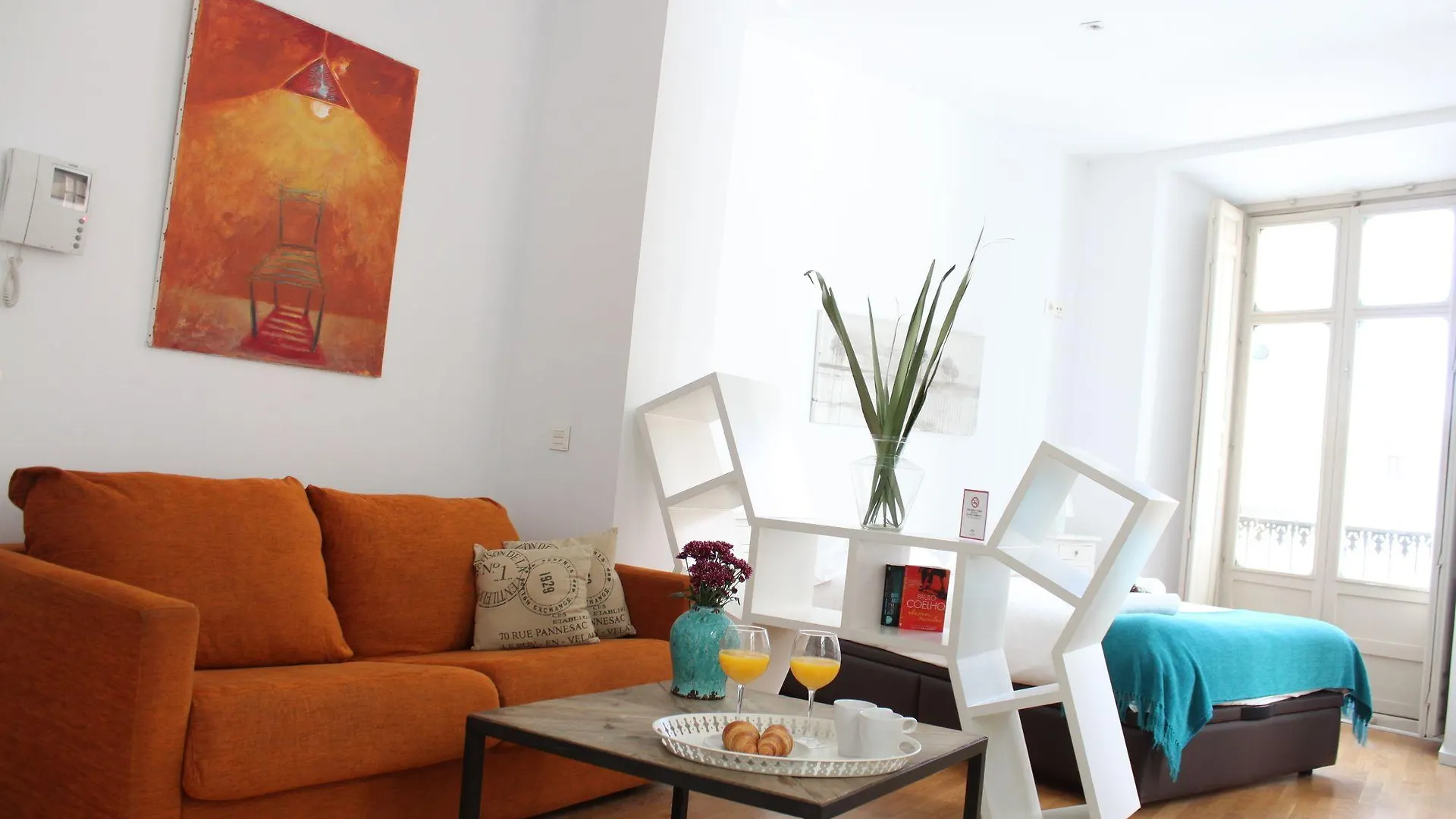 Life Apartments Calderon Malaga Spain