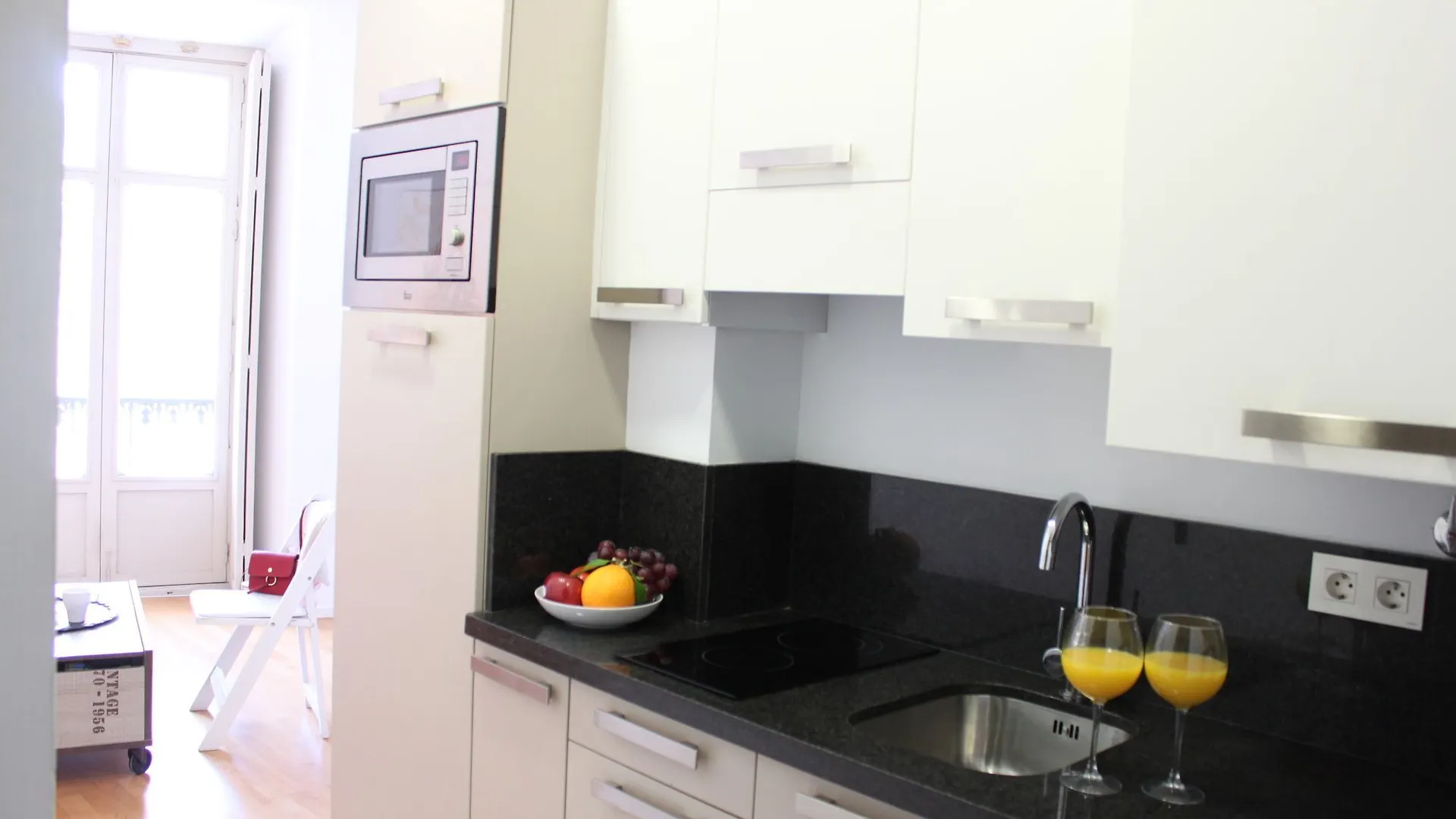 Life Apartments Calderon Malaga Spain