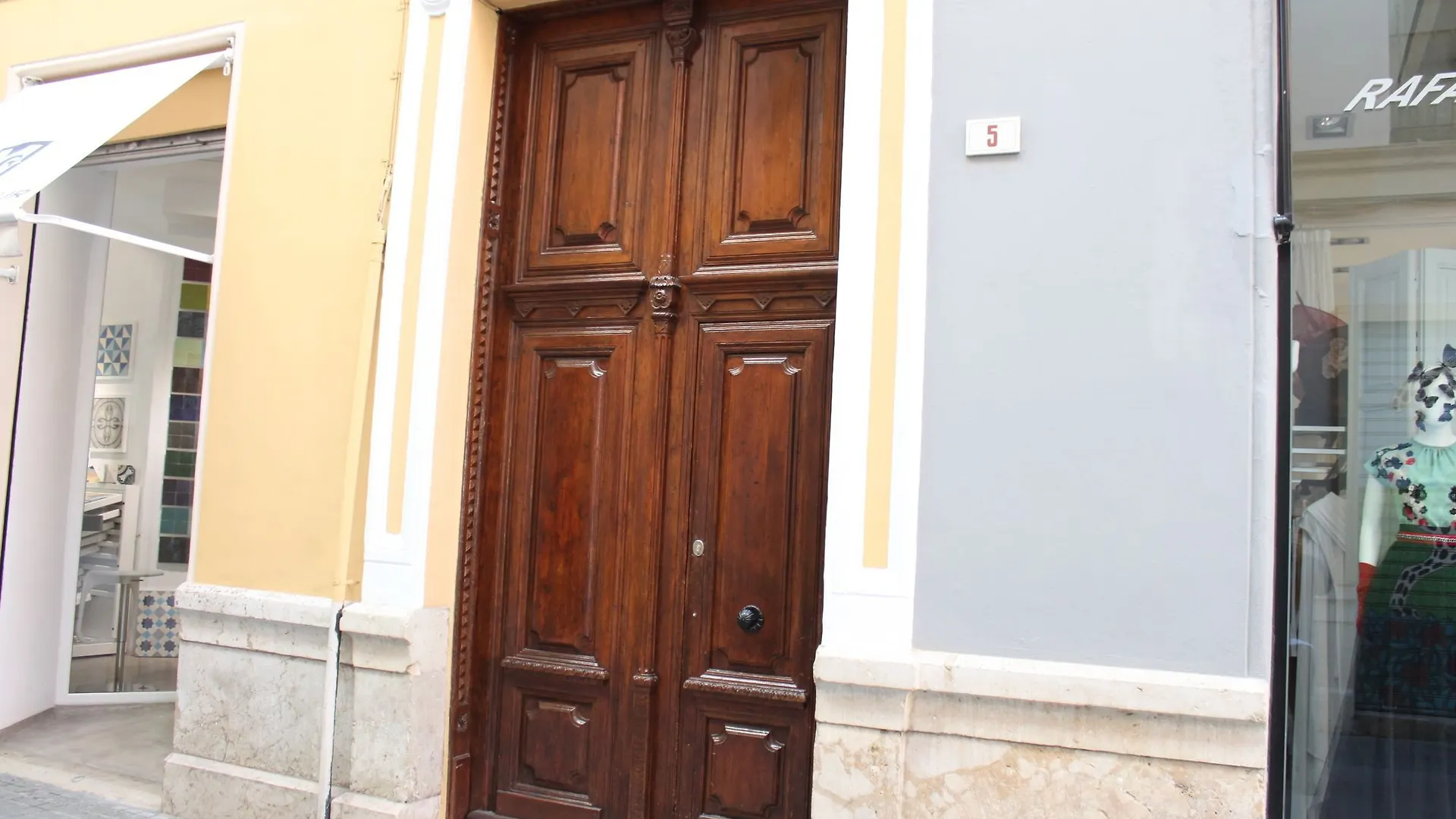 Life Apartments Calderon Malaga Spain